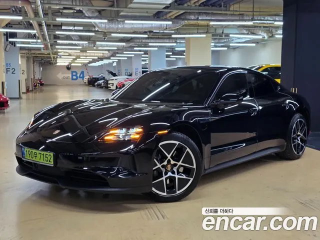 Porsche Taycan