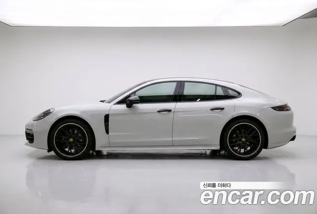 Porsche Panamera (971) 3.0 AWD