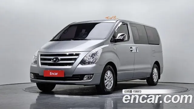 Hyundai Grand Starex 12