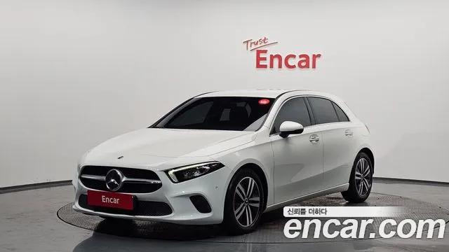 Mercedes-Benz A- W177 A220