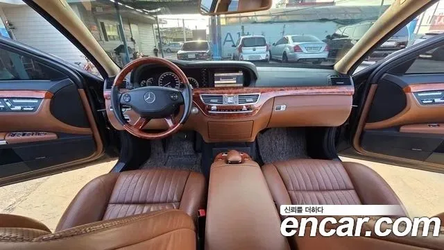 Mercedes-Benz S- W221 S550V