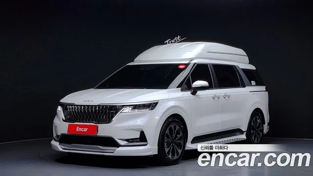 Kia Carnival 4 Gasoline 9