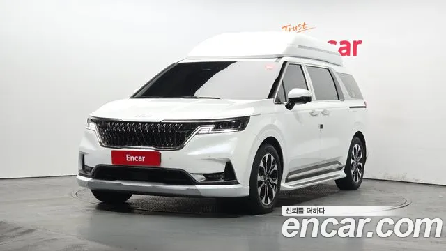 Kia Carnival 4 Gasoline 7 Signature