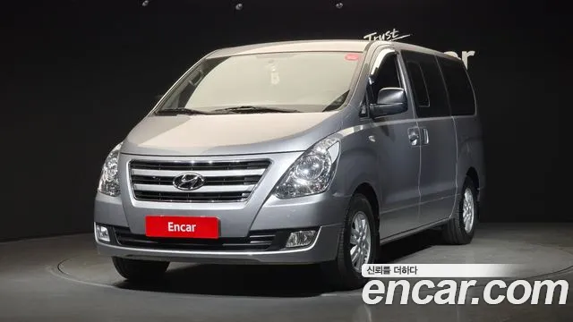Hyundai Grand Starex 12