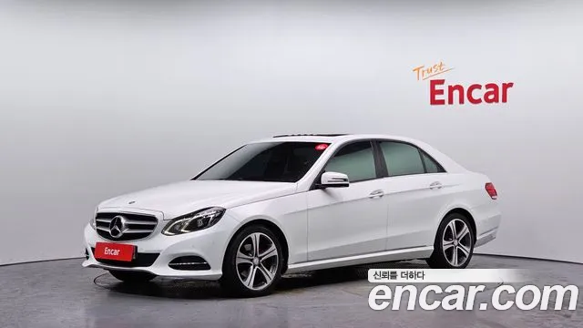 Mercedes-Benz E- W212 E220 CDI