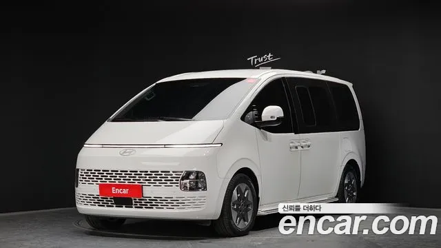 Hyundai Staria 9