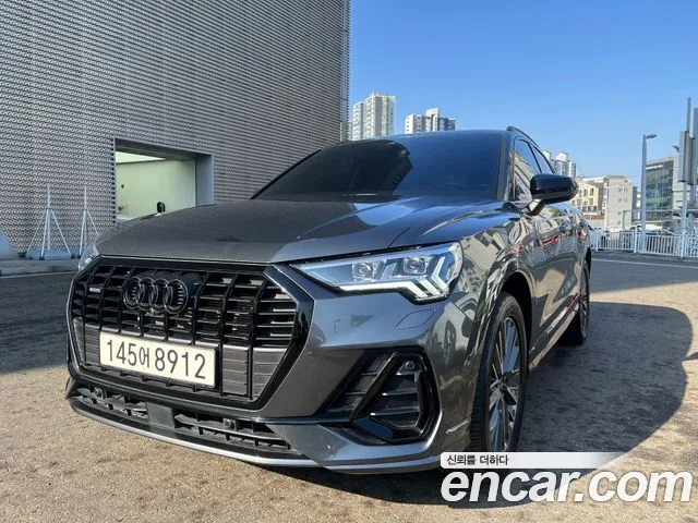 Audi Q3 (F3) 40 TFSI Premium