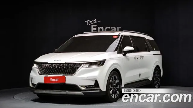 Kia Carnival 4 Gasoline 7 Signature