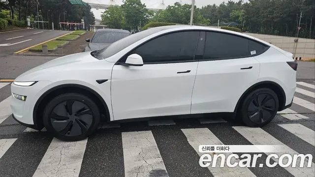 Tesla Y Premium RWD