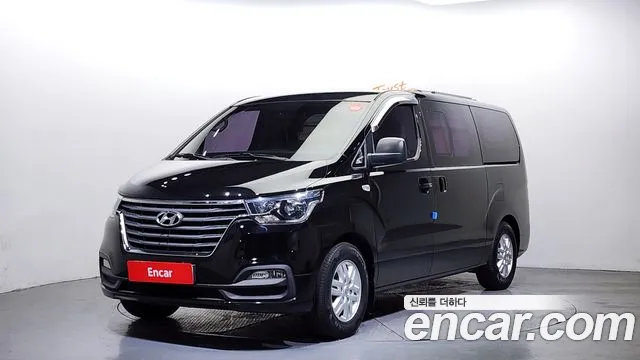 Hyundai The New Grand Starex 3