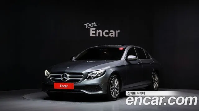 Mercedes-Benz E- W213 E300 4MATIC