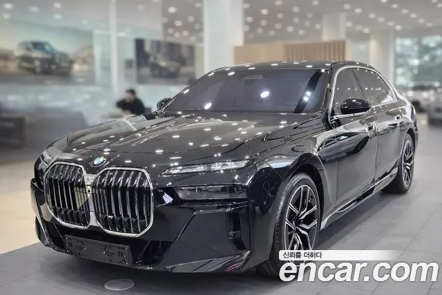 BMW 7 (G70) 740i xDrive M
