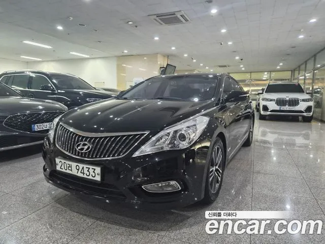 Hyundai Grandeur HG HG240