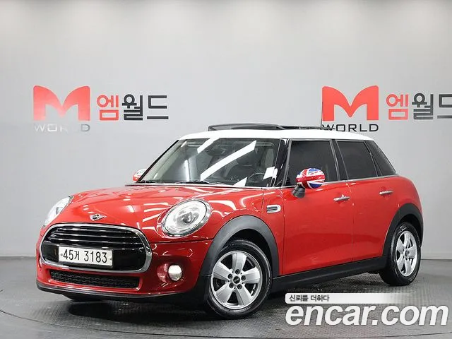 MINI Cooper D 5 Mid 3
