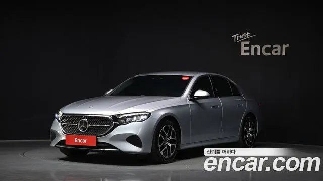 Mercedes-Benz E- W214 E200 Limited