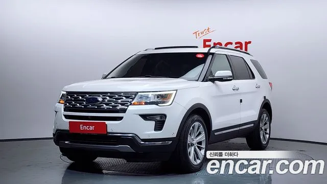 Ford Explorer 2.3 Limited 4WD 5