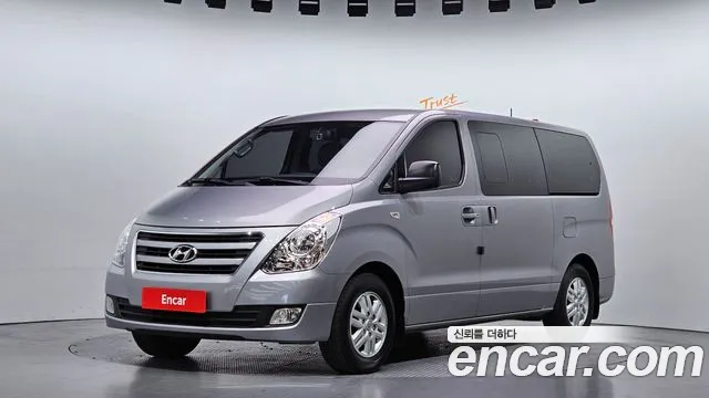 Hyundai Grand Starex 12