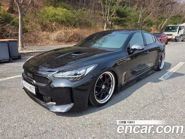 Kia Stinger 2.0 Turbo 2WD