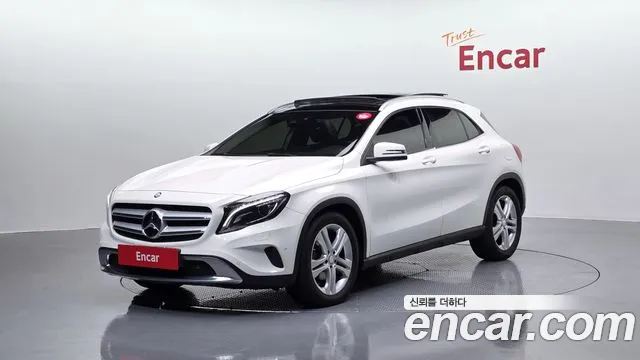 Mercedes-Benz GLA- X156 GLA200 d