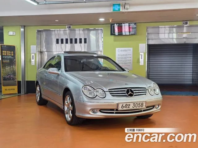 Mercedes-Benz CLK- C209 CLK320