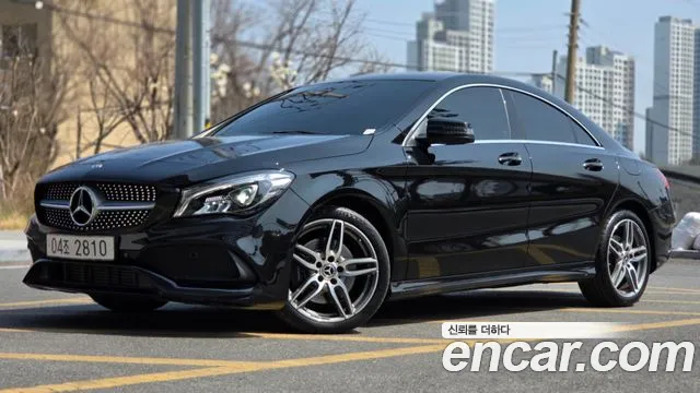 Mercedes-Benz CLA- C117 CLA220 AMG Line