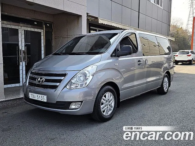 Hyundai Grand Starex 12