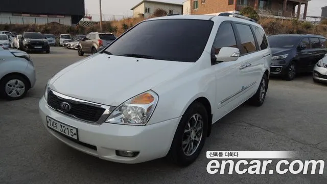 Kia Carnival R Carnival GLX