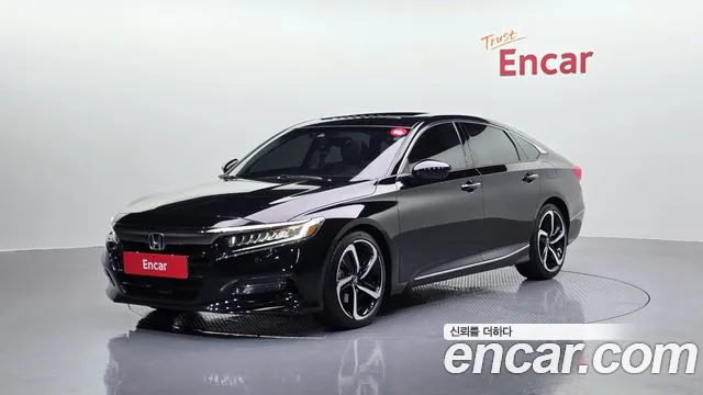 Honda Accord 10 2.0 Turbo