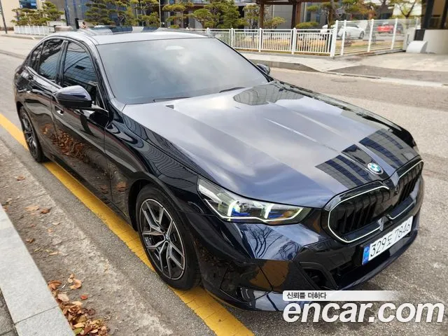 BMW 5 (G60) 520i M