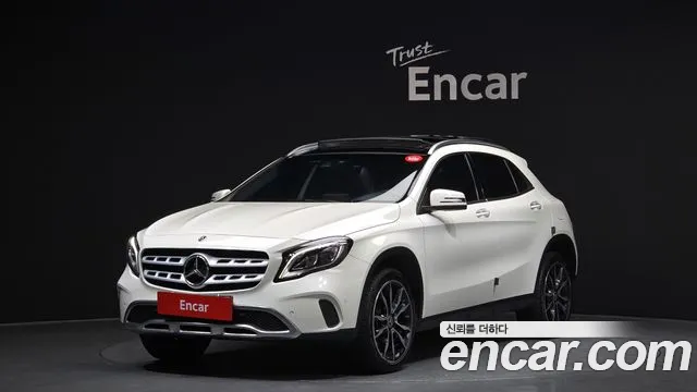 Mercedes-Benz GLA- X156 GLA250 4MATIC