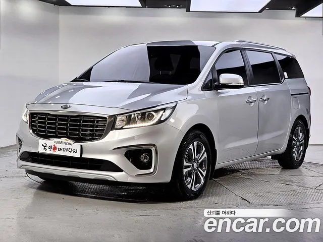 Kia The New Carnival 9