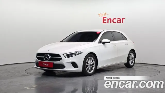 Mercedes-Benz A- W177 A220