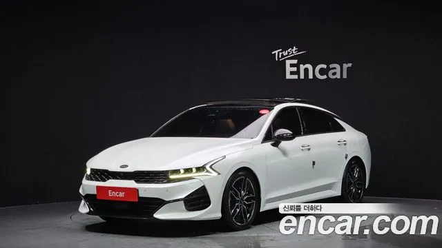 Kia K5 III 1.6 Turbo Signature