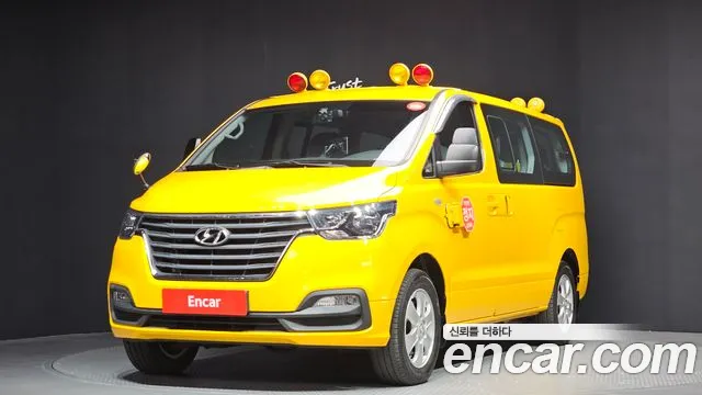 Hyundai The New Grand Starex 4WD