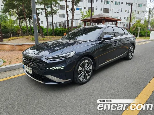 Kia K8 Hybrid Signature