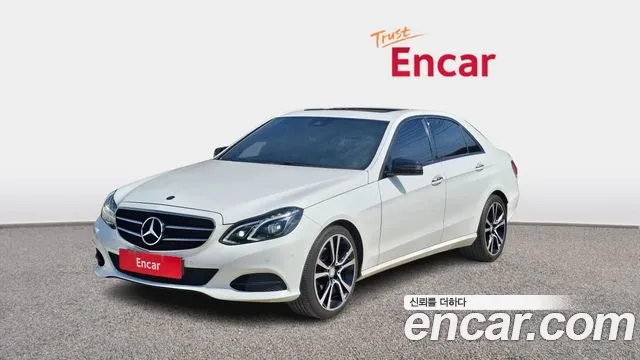 Mercedes-Benz E- W212 E220