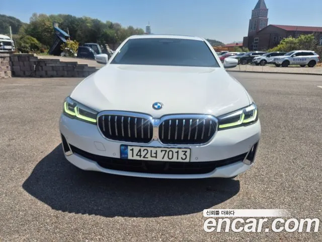 BMW 5 (G30) 520i