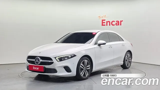 Mercedes-Benz A- W177 A220