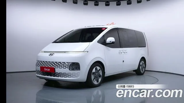 Hyundai Staria 4WD 9