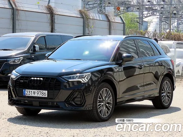 Audi Q3 (F3) 40 TFSI Premium