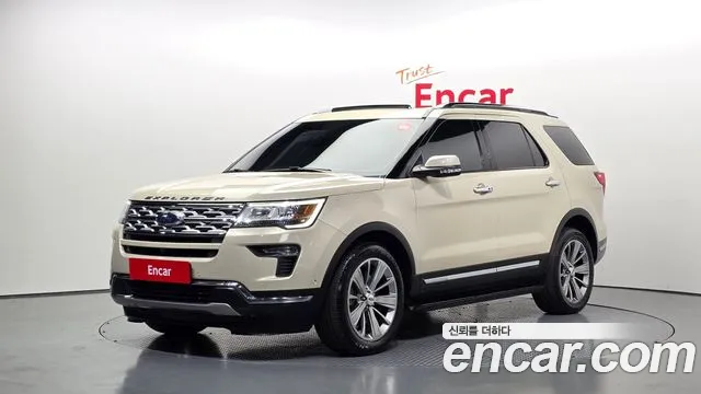 Ford Explorer 2.3 Limited 4WD 5