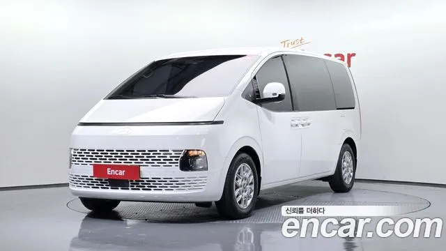 Hyundai Staria 4WD 9