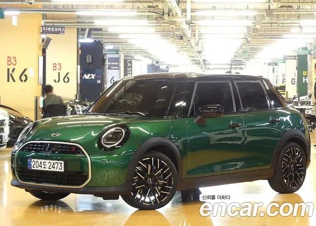MINI Cooper S 4 5