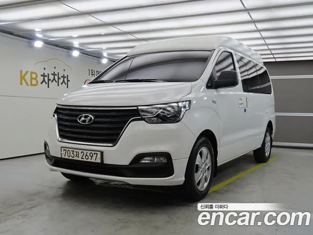 Hyundai The New Grand Starex /