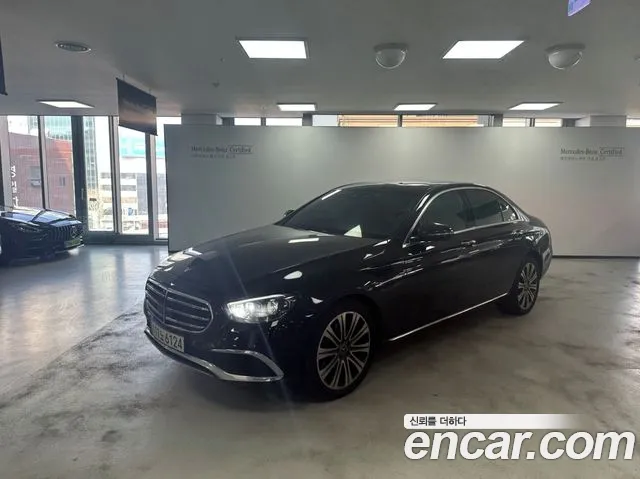 Mercedes-Benz E- W213 E300e 4MATIC Exclusive