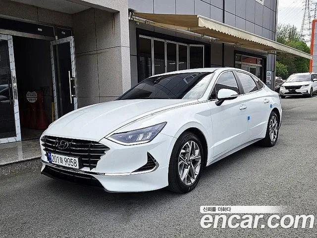 Hyundai Sonata (DN8) 2.0 Premium