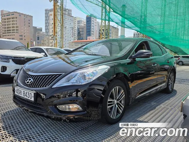 Hyundai Grandeur HG HG240