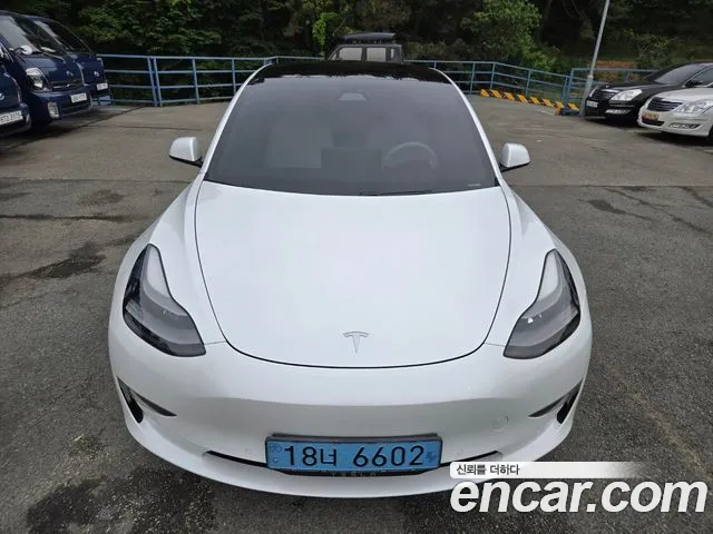 Tesla 3 AWD