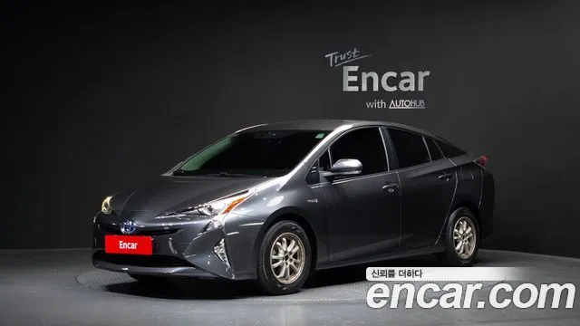 Toyota Prius 4 1.8 E