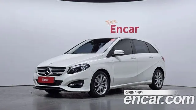 Mercedes-Benz B- W246 B200 d
